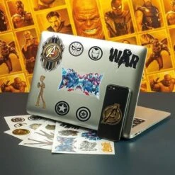 34 Autocollants Marvel - Avengers: Infinity War -Maison Eclat Boutique 34 autocollants marvel avengers infinity war 5055964718541 536288
